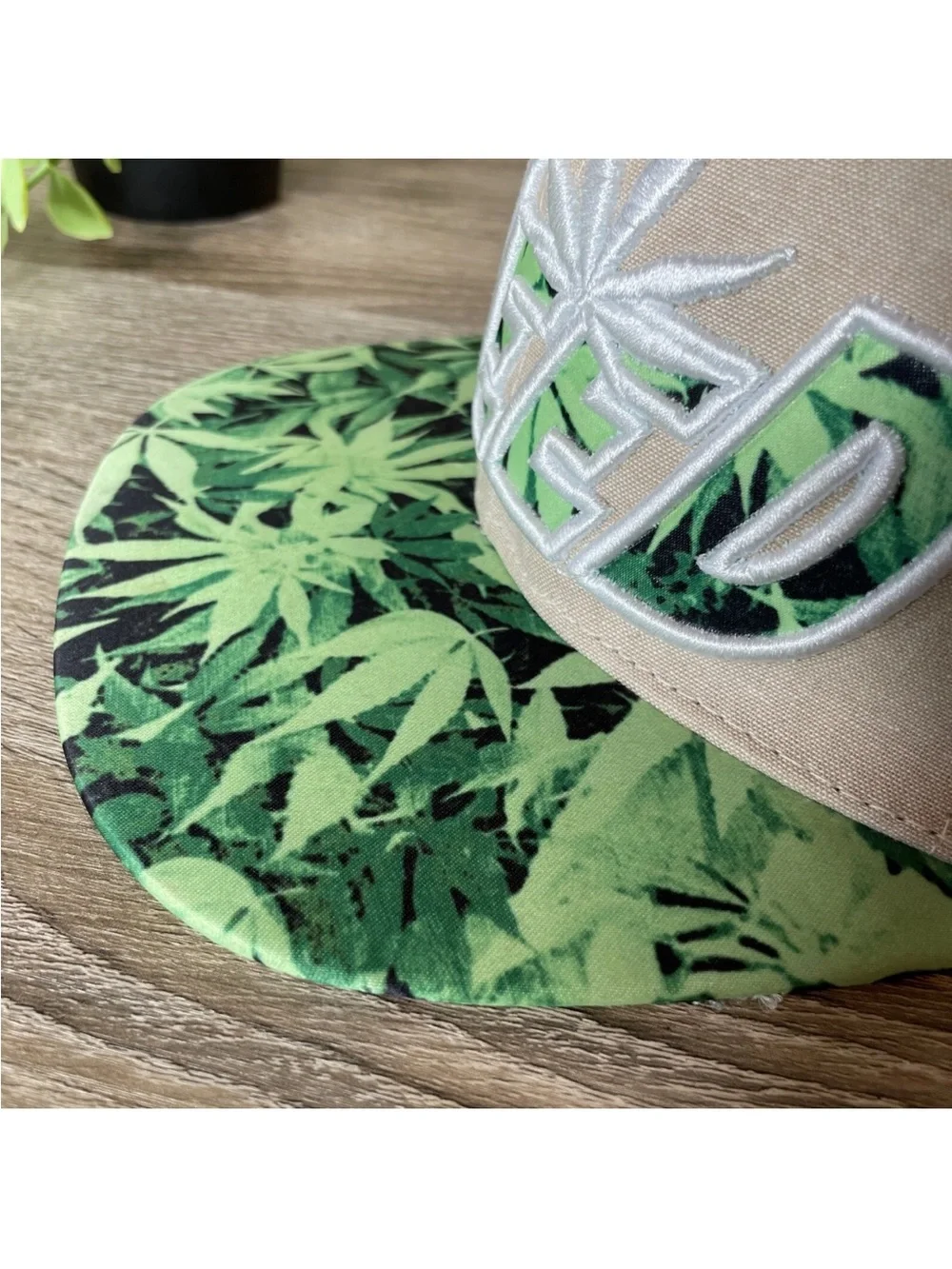 Pit Bull Premium 420 Marijuana Leaf Snapback Hat Adjustable Camo Brim NWOT